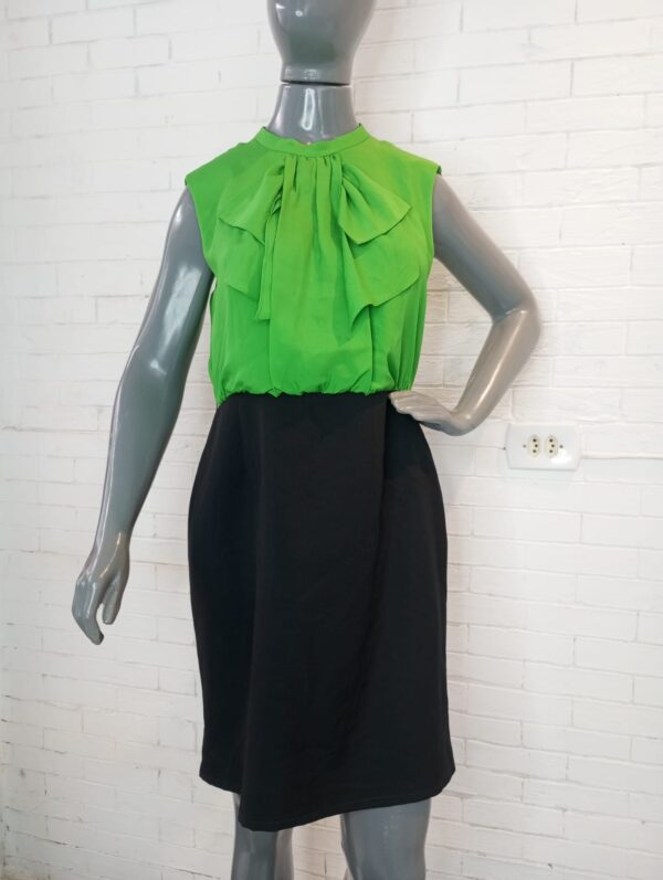 Vestido Verde e preto tamanho 40