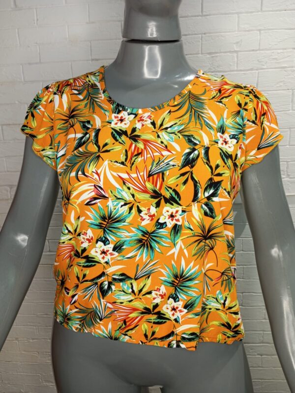 Blusinha estampada Floral Tamanho .M