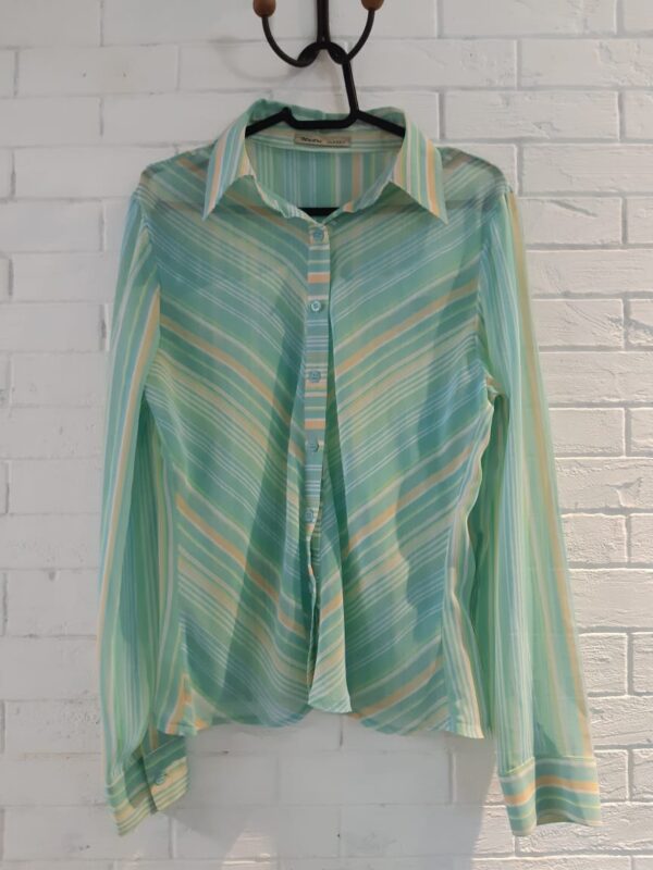 Camisa Transparente verde cinturda    M
